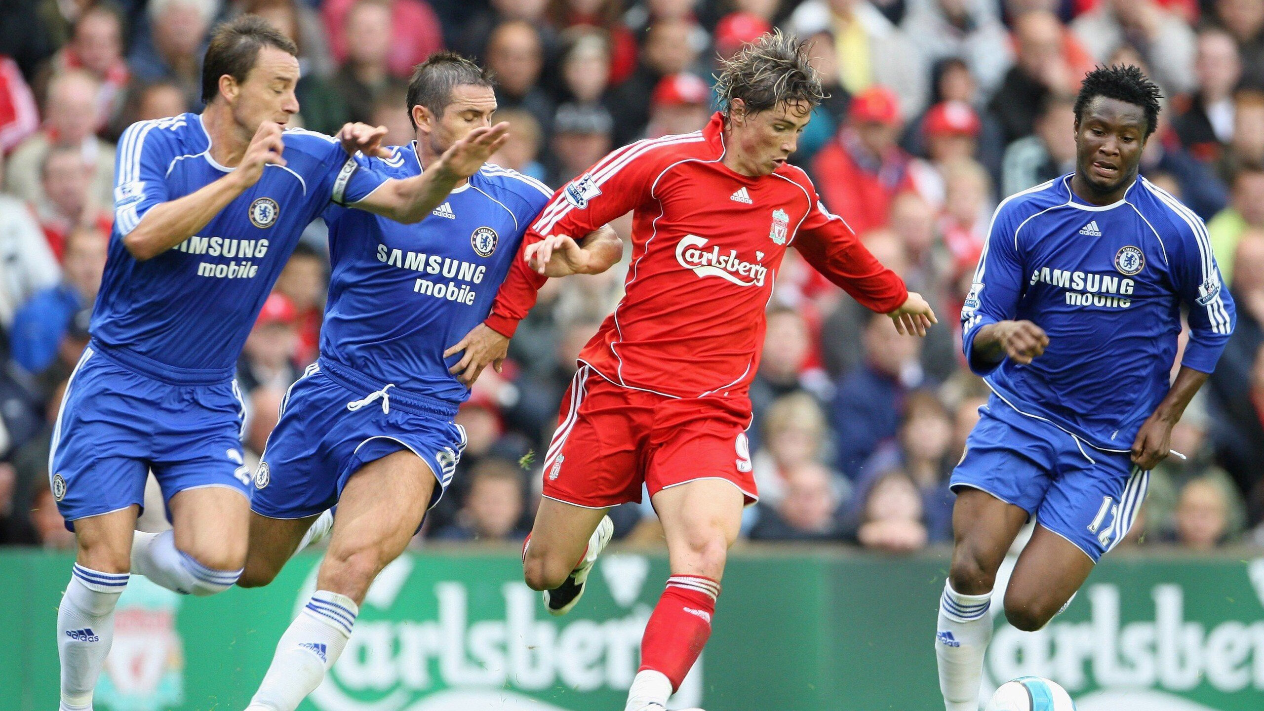 开云体育视频直播-赛道与王座，F1新赛季揭幕战与国王的强势晋级